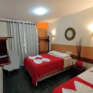 pousada-das-flores.hotelsportoseguro.com/